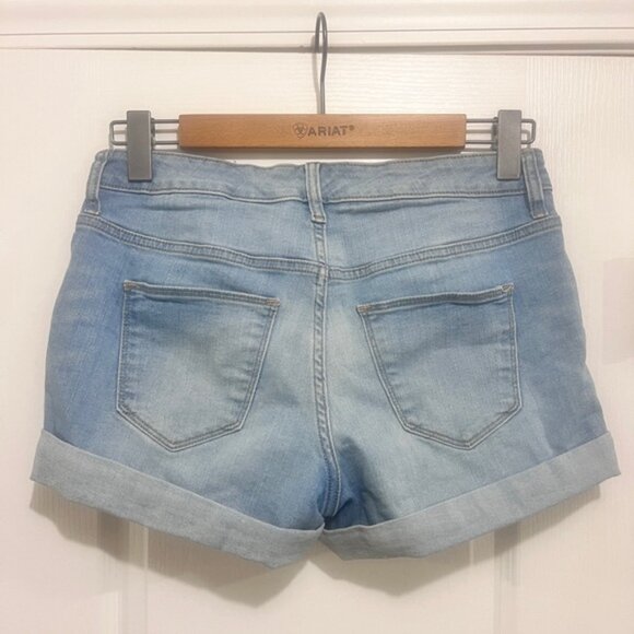 Universal Thread 5 Pocket Light Wash Cotton Jean Shorts - sz 8/29R‎ - Picture 2 of 5